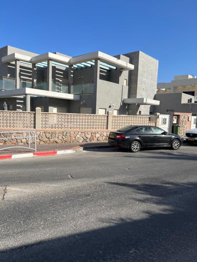 גיא ברוזמרין Apartment Ейлат Екстериор снимка