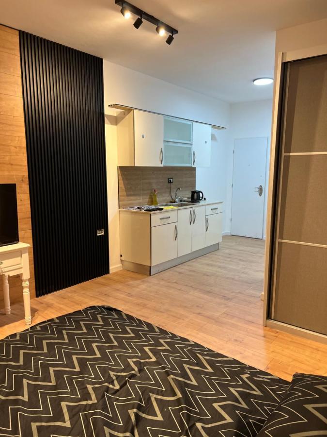 גיא ברוזמרין Apartment Ейлат Екстериор снимка