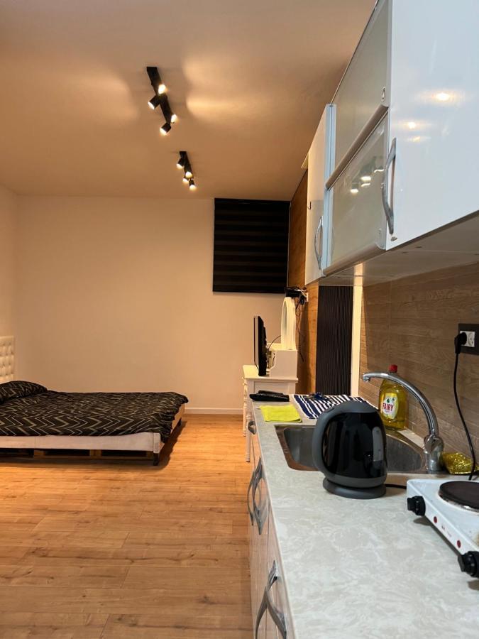 גיא ברוזמרין Apartment Ейлат Екстериор снимка
